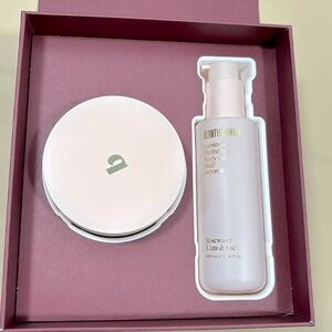 NIB Sugar & silk body set ( 2 pc ) body oil and polish​​​​​​​